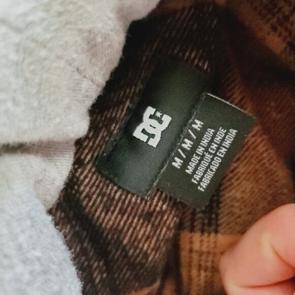 DC Men's Plaid Flannel Skater Grunge Outdoor Camp Hooded Shirt M - Picture 3 of 8